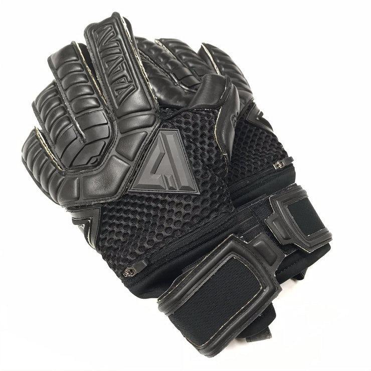 O2 BLACK MAMBA AERO ELITE PRO GLOVES